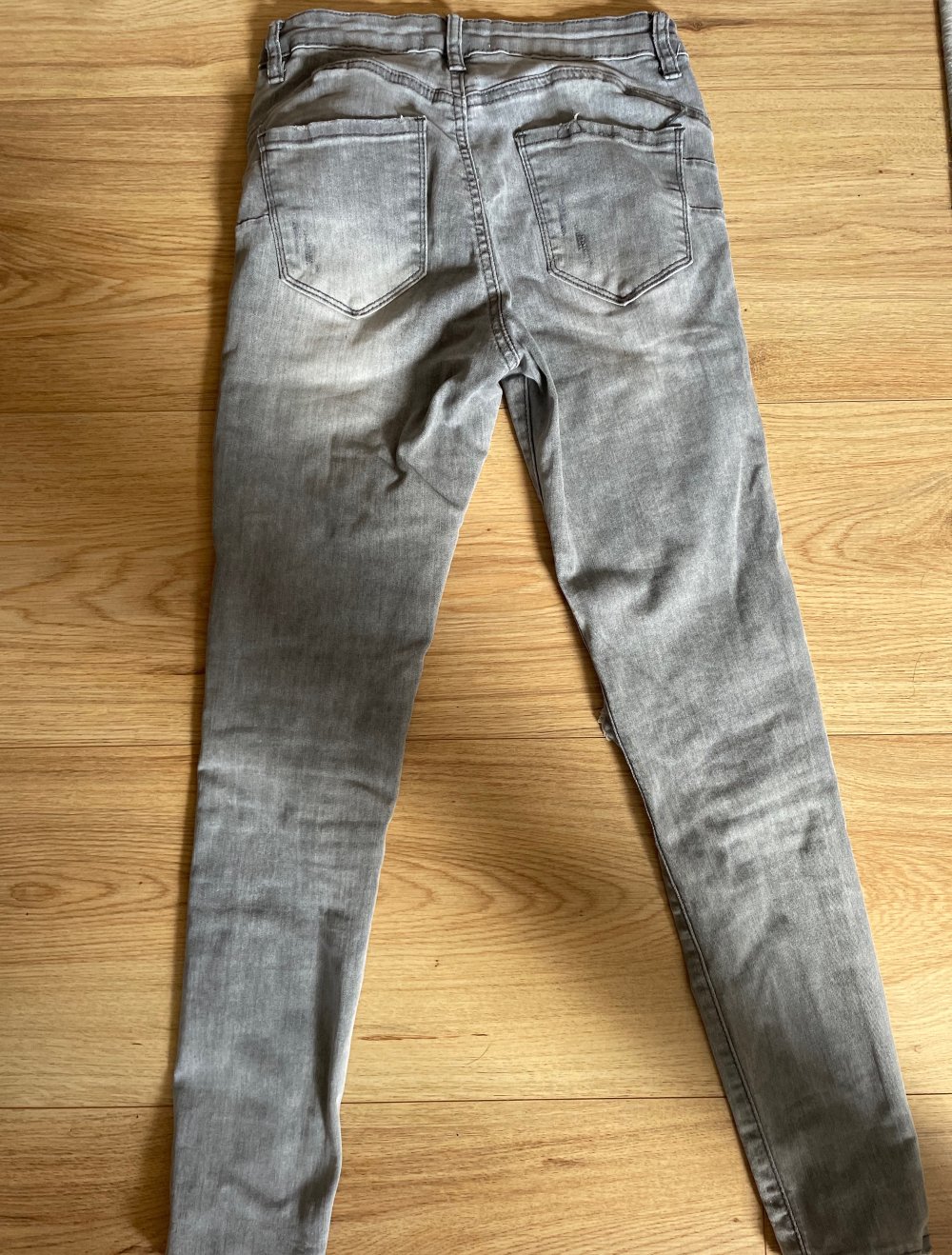 jeans mit löchern
