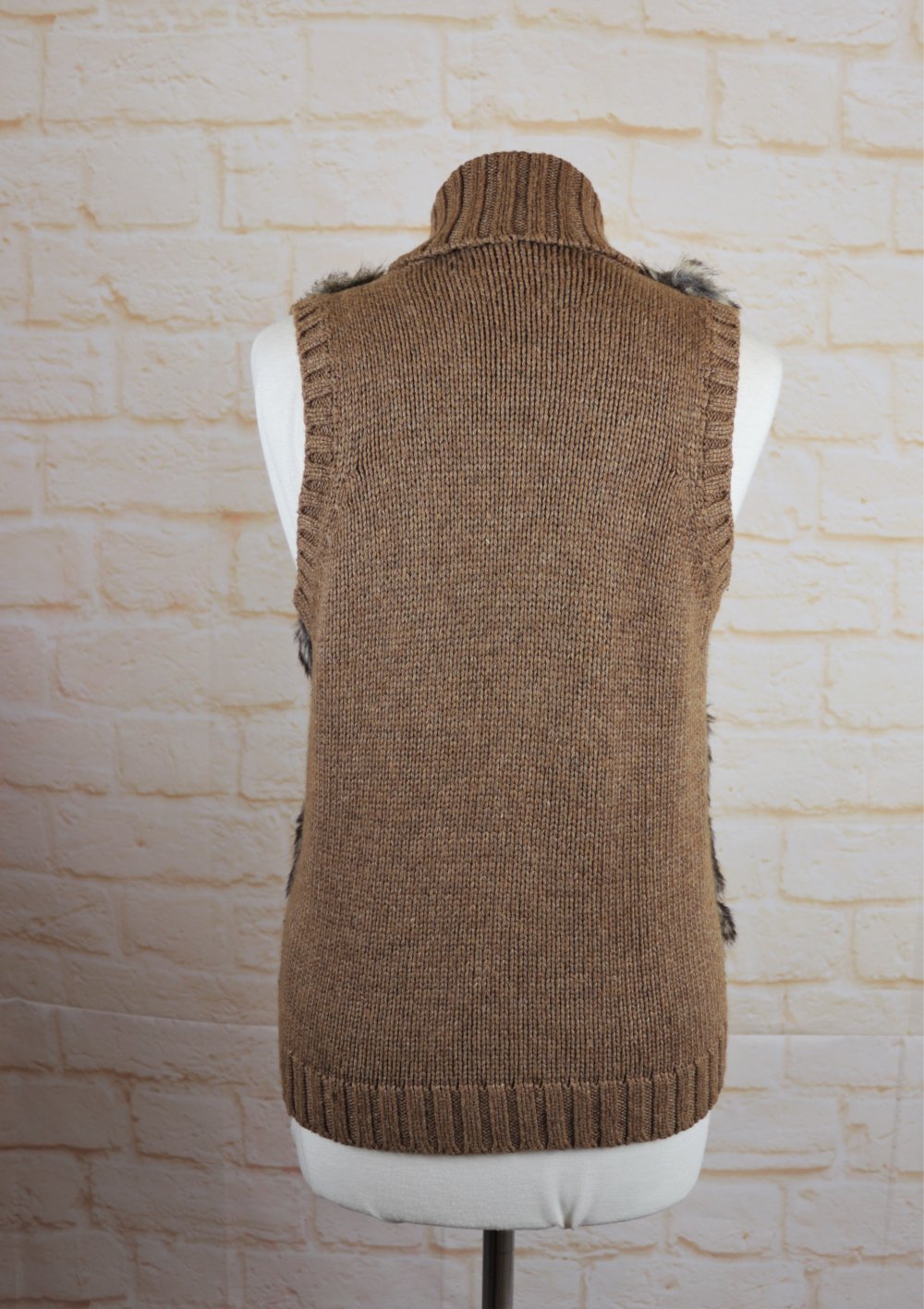 Warme Strickweste Weste s.oliver Größe S 36 Hellbraun Zopfmuster Strick Kunstpelz Schalkragen