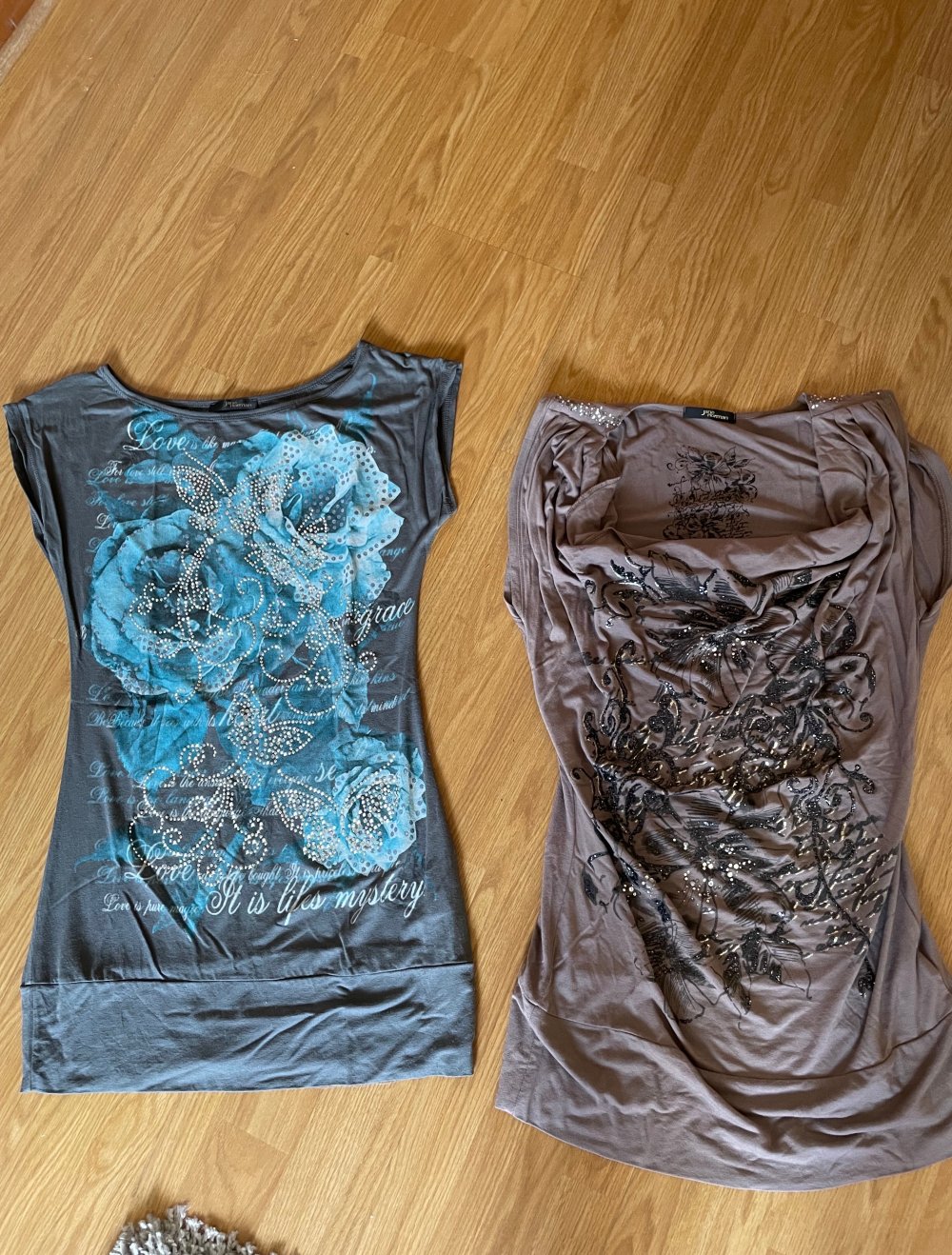 2 schöne T-Shirts Jane Norman