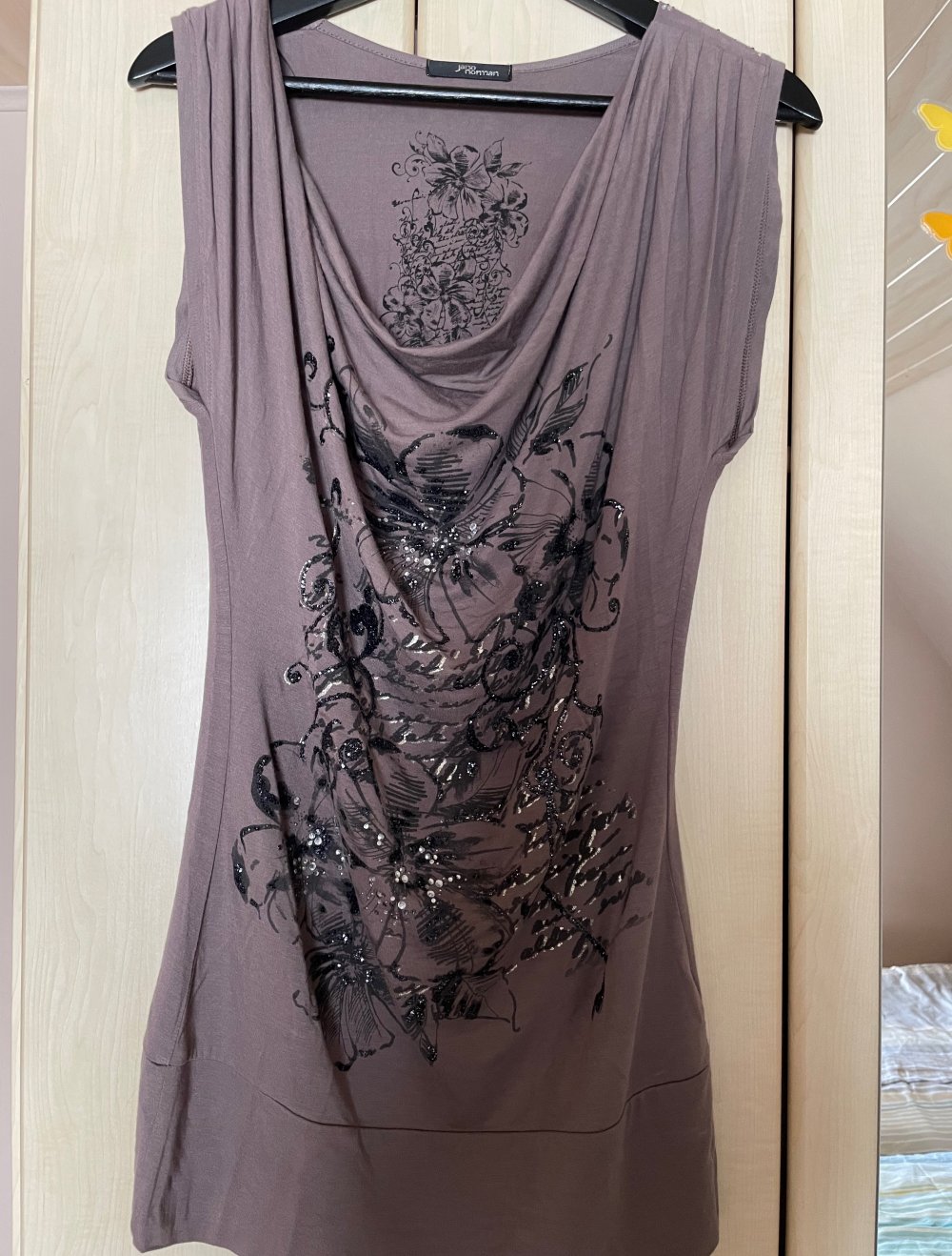 2 schöne T-Shirts Jane Norman