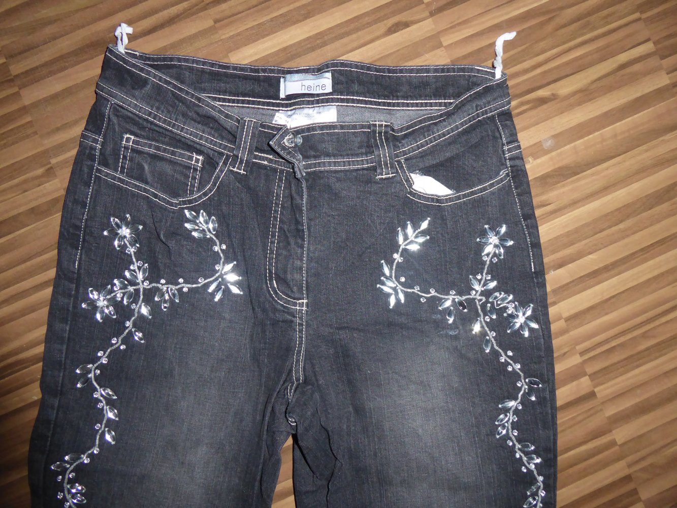 Damen Jeans Hose Gr. 40 NEU grau Straßsteine Bermuda 7/8 Länge Bund 41 cm 82 cm