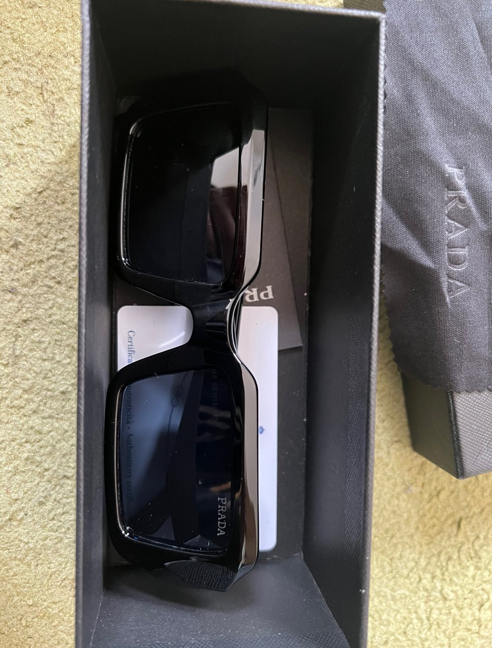 PRADA Sonnenbrille