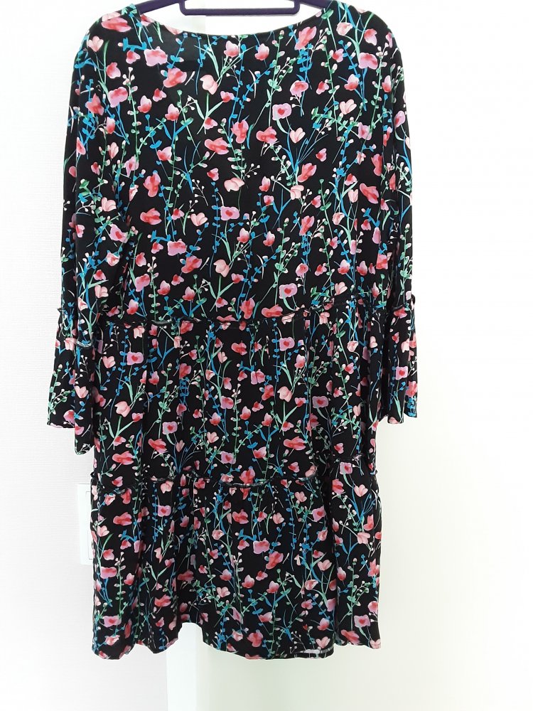 Kurzes Kleid 