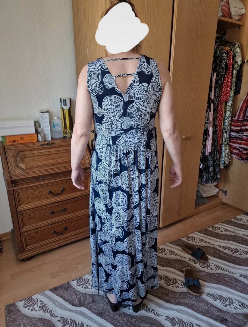 Sommerkleid in Dunkelblau