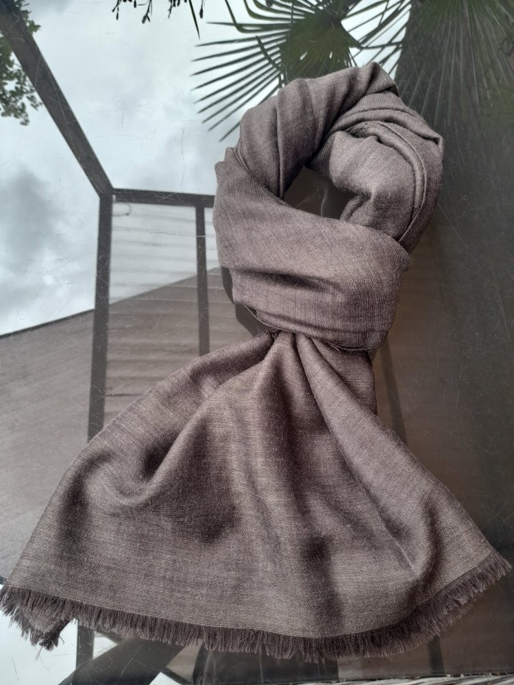 Sehr schöner Schal, 50% Seide und 50% Baumwolle