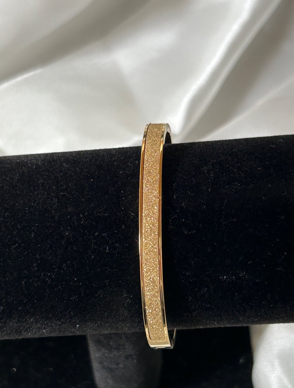 Armband aus Edelstahl