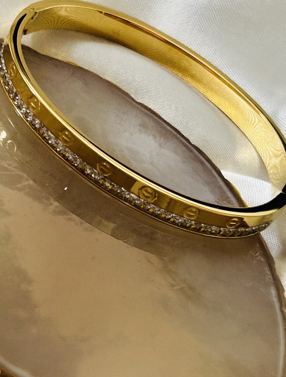 Armband aus Edelstahl