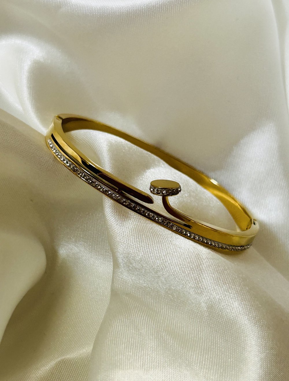 Armband aus Edelstahl