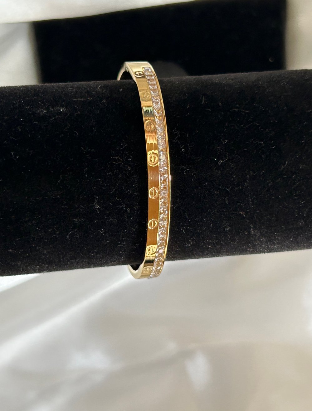 Armband aus Edelstahl