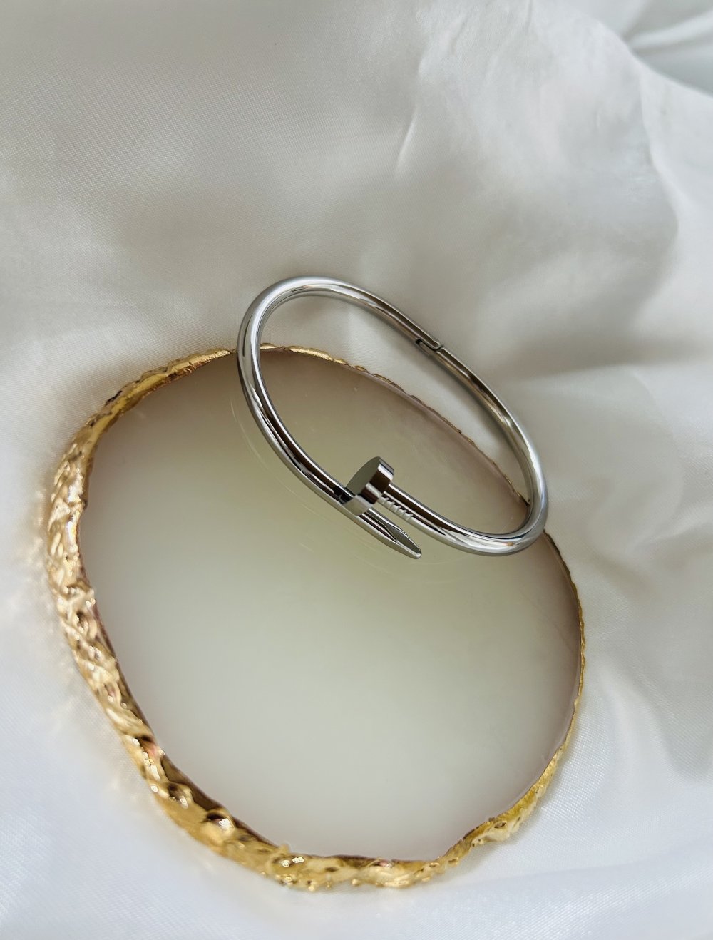 Armband aus Edelstahl