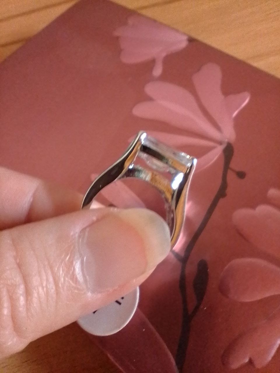 Bezaubernder Ring. Gr. 17