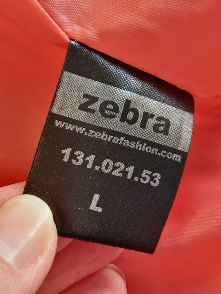 Zebra. Schöne elegante Jacke, Blazer.  Strick. Farbe rosa. Slim. Größe S-M.  