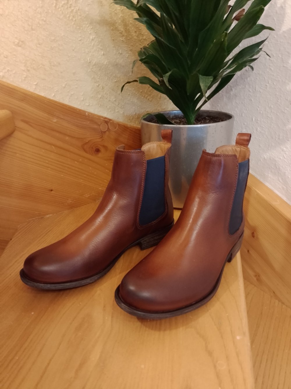Paul Vesterbro. Neu. Schöne Stiefelette. Chelsea Boots. Leder. Größe 36