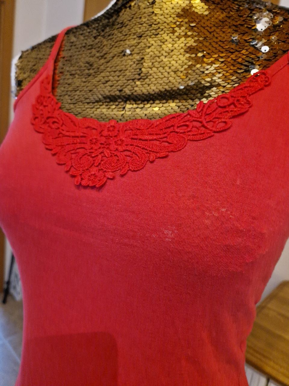 Street One.  Bequemes T-Shirt - Top - Trägerhemd.  Größe 34-36.