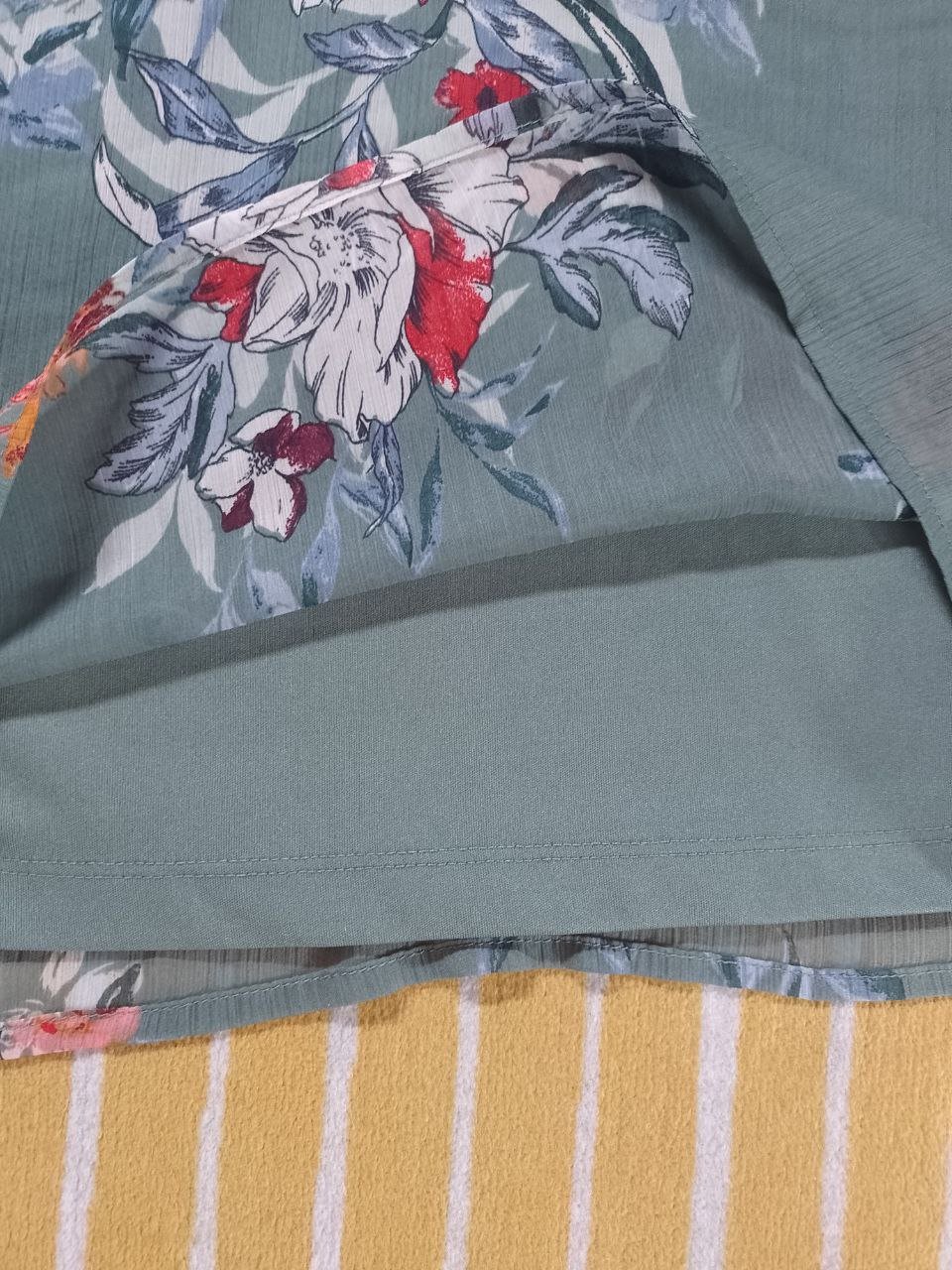 Vero Moda.  Elegante Bluse - Top.  Polyester.  Größe M. 