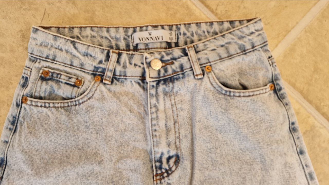 Vonnavi. Wie neu. Stylische blaue Jeans.  Baumwolle. Große 40 (29). 