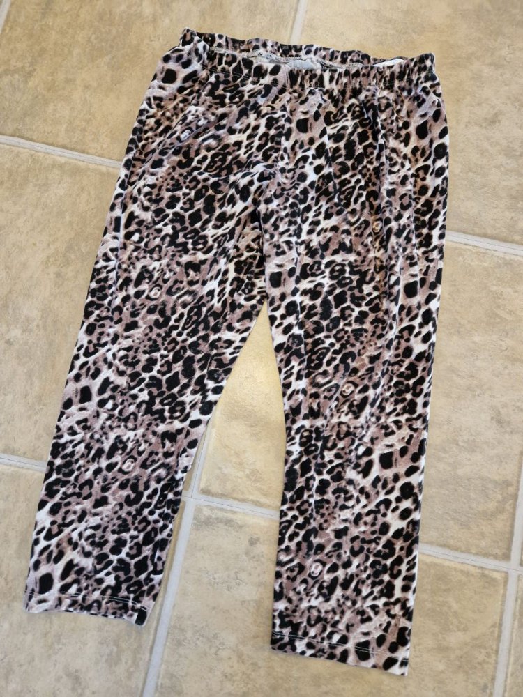 Leggings - Capri. Größe L. Baumwolle + Elastan. 