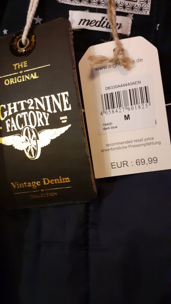 EIGHT2NEIN Praktische schöne Jacke, Parka. Größe M. 