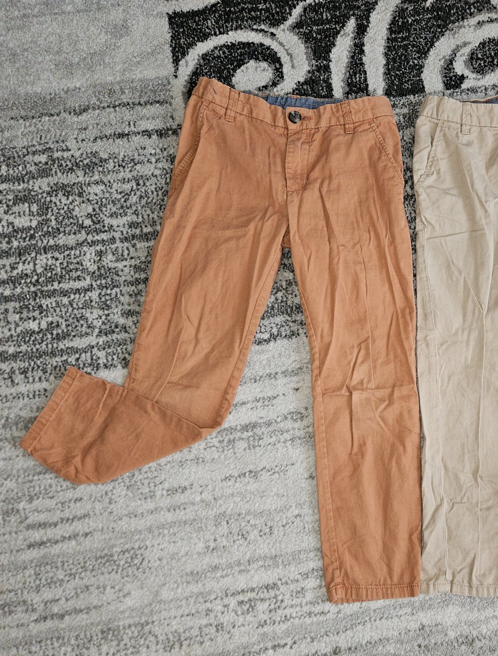 Zwei Chino Hosen Kinder Jungs H&M Top