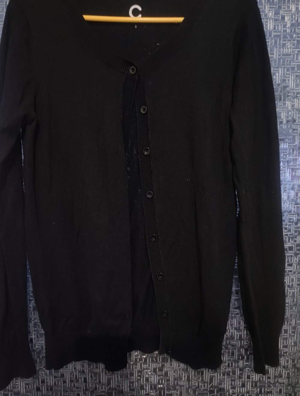 Neue Strickjacke in S