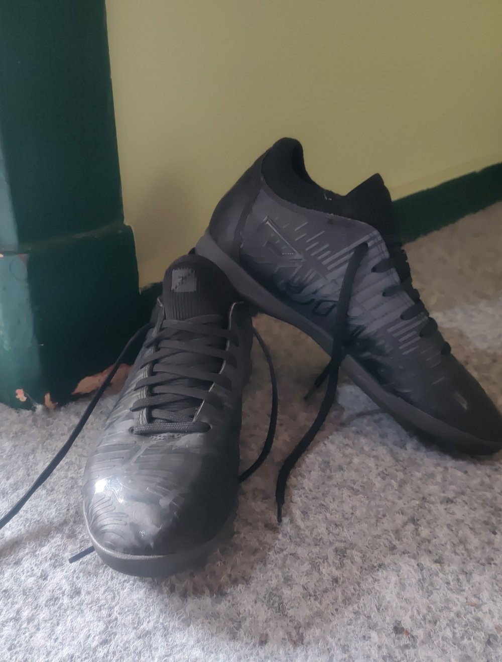 Fußball Hallenschuh in EUR 38