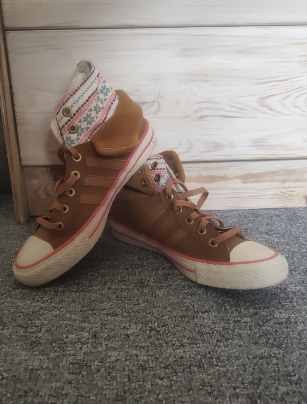 Adidas NEO halb Stiefel in UK 6 FR 39 1/3