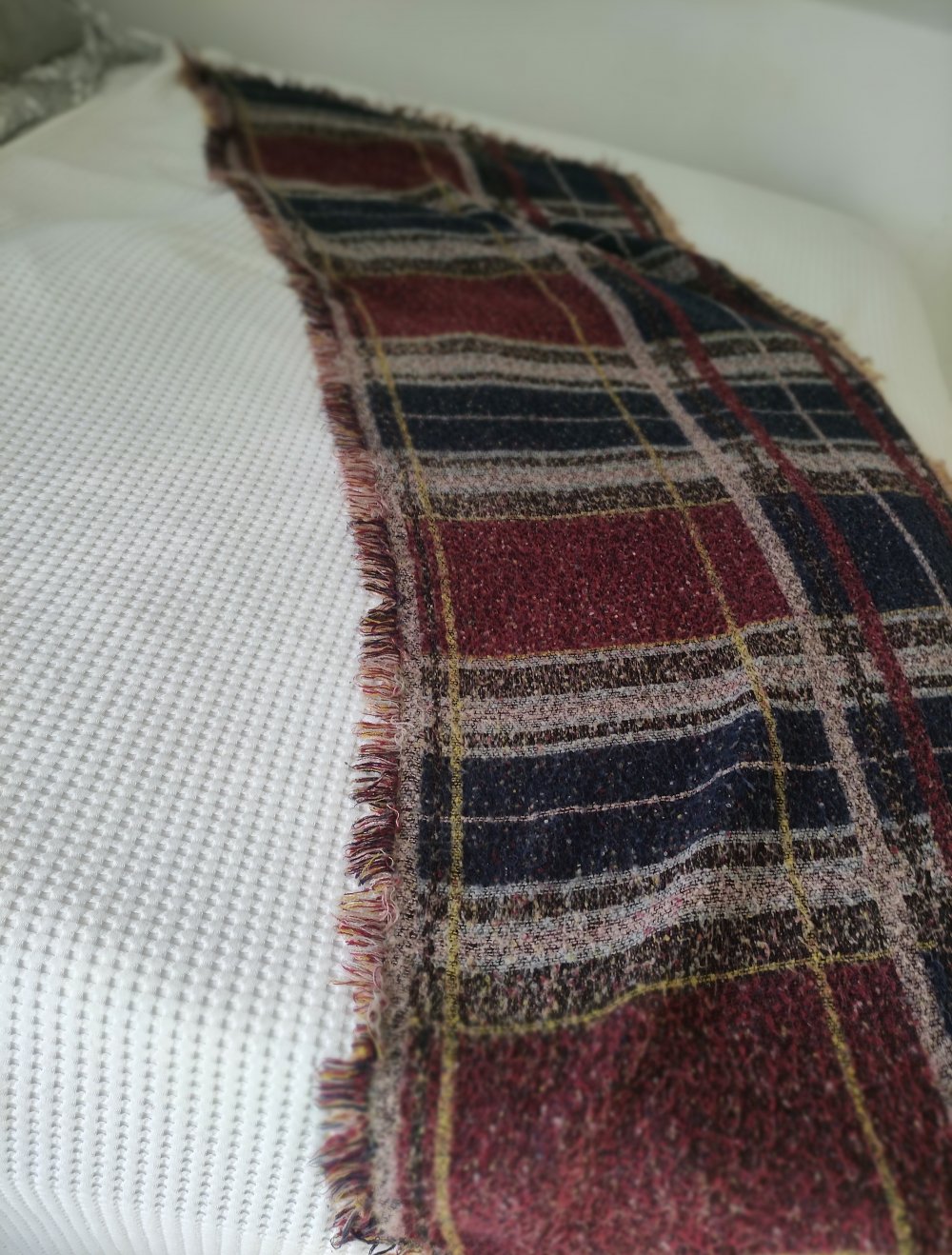 schöner langer kuscheliger schal