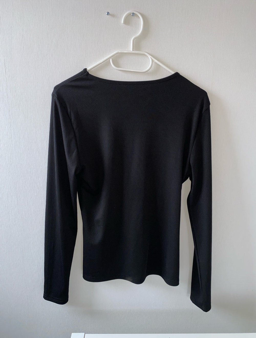 Oberteil mit Cut-Out