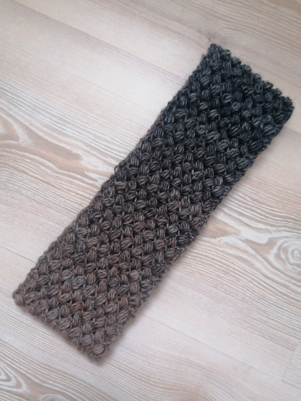 Stirnband selbstgehäkelt