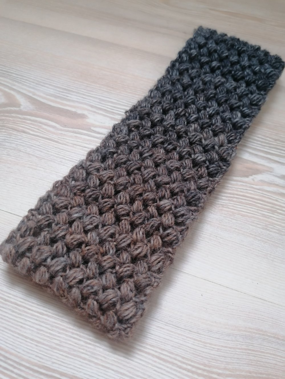 Stirnband selbstgehäkelt