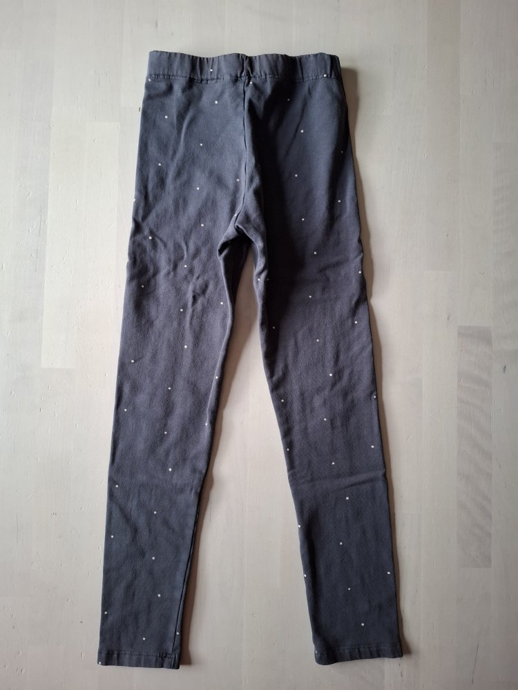 Gepunktete Leggings