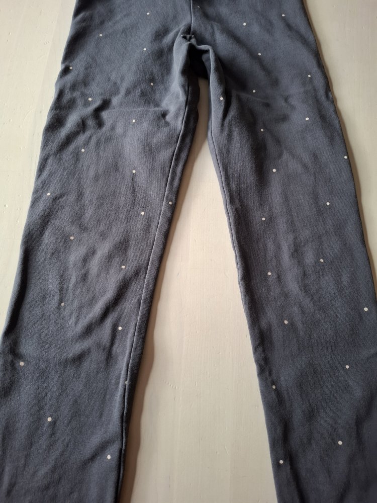 Gepunktete Leggings