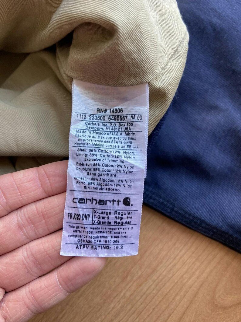 Jacket carhartt.