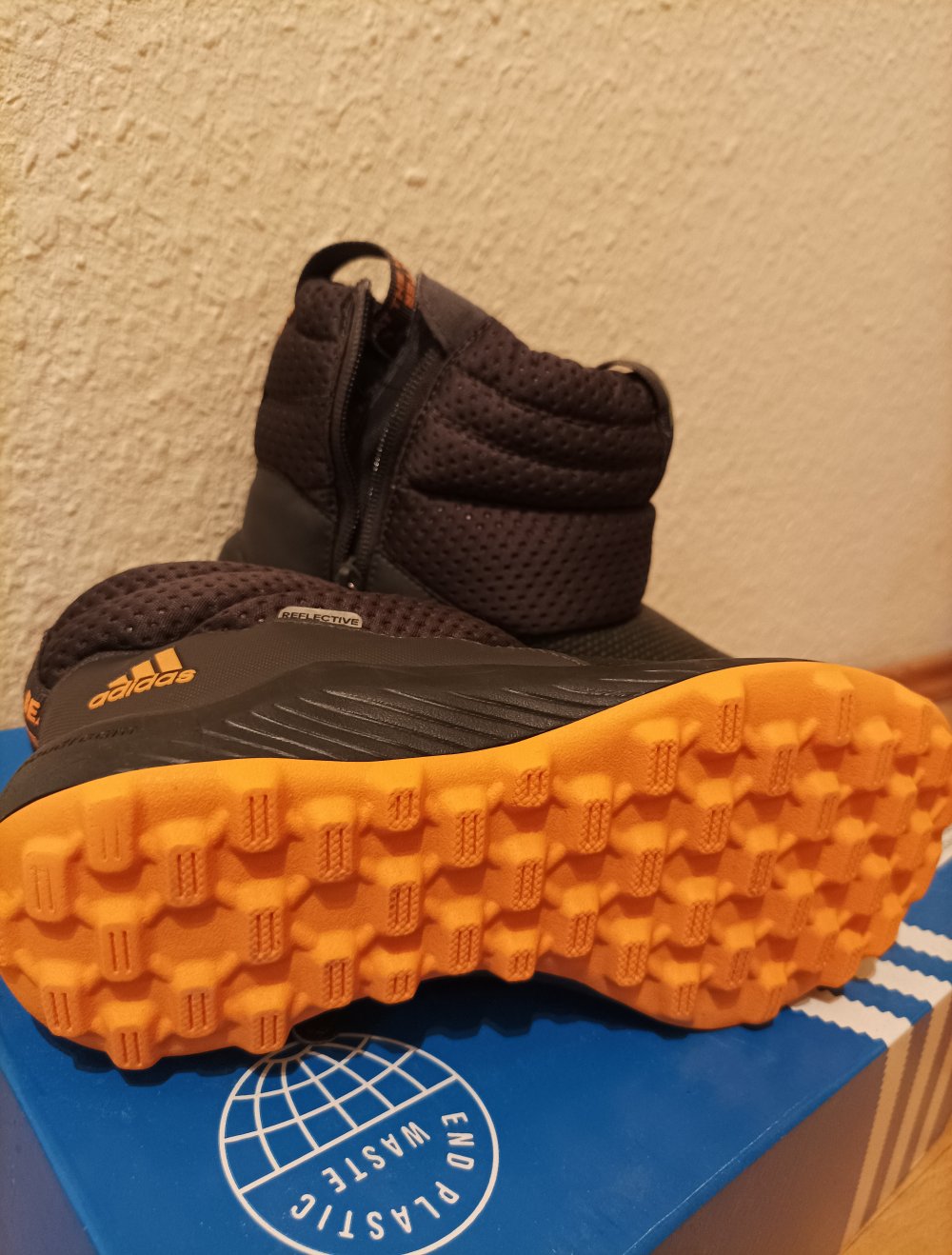 Outdoor Schuh _ Adidas