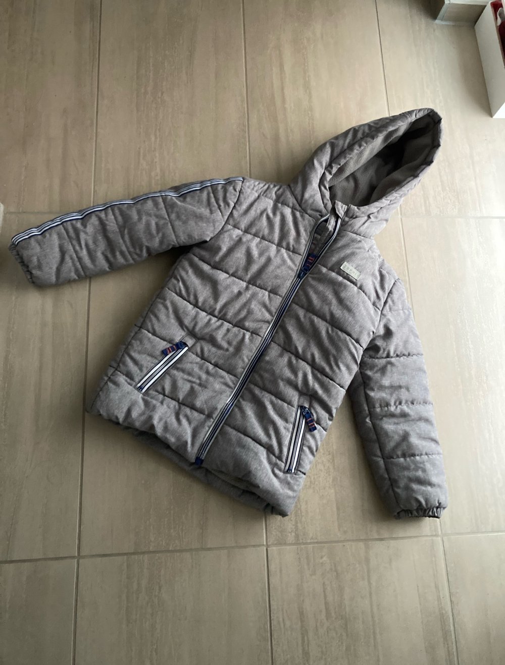 Esprit Jacke Gr 116/122 Winterjacke