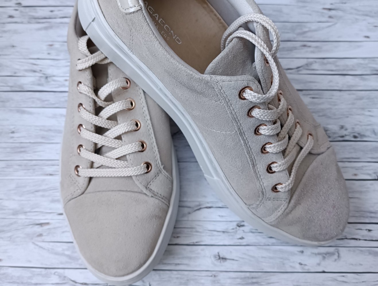 Vagabond Plateau Sneaker 38 creme beige Schnürschuhe gold Wildleder