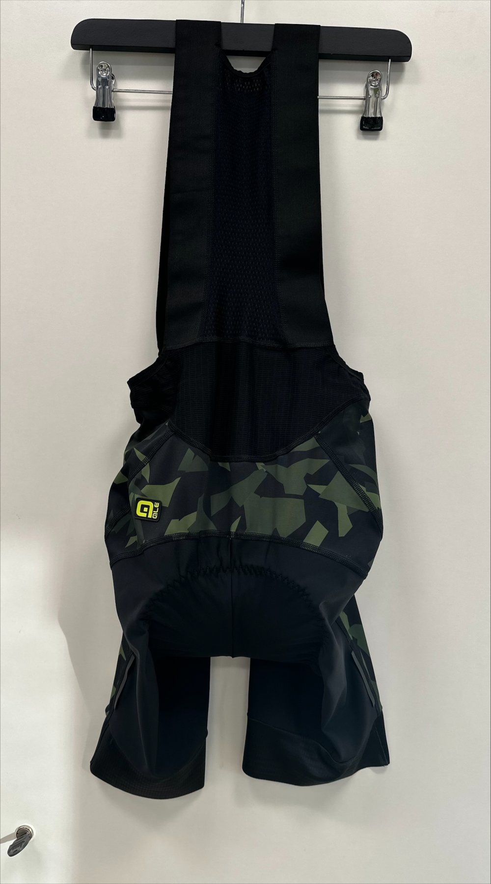 ALE Glass Bibshorts schwarz/grün S