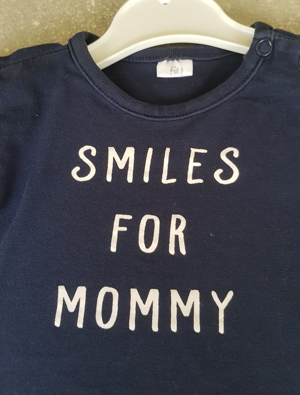 Langarmshirt Gr.50 mit der Aufschrift Smiles For Mommy