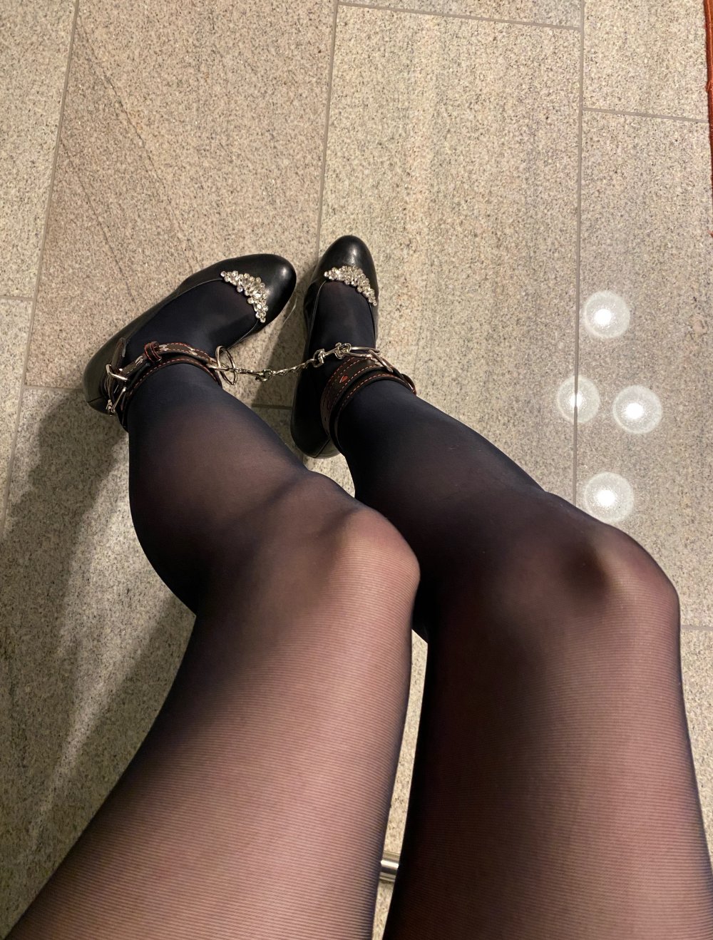 schwarze Glanz-Strumpfhose , Größe: S/36