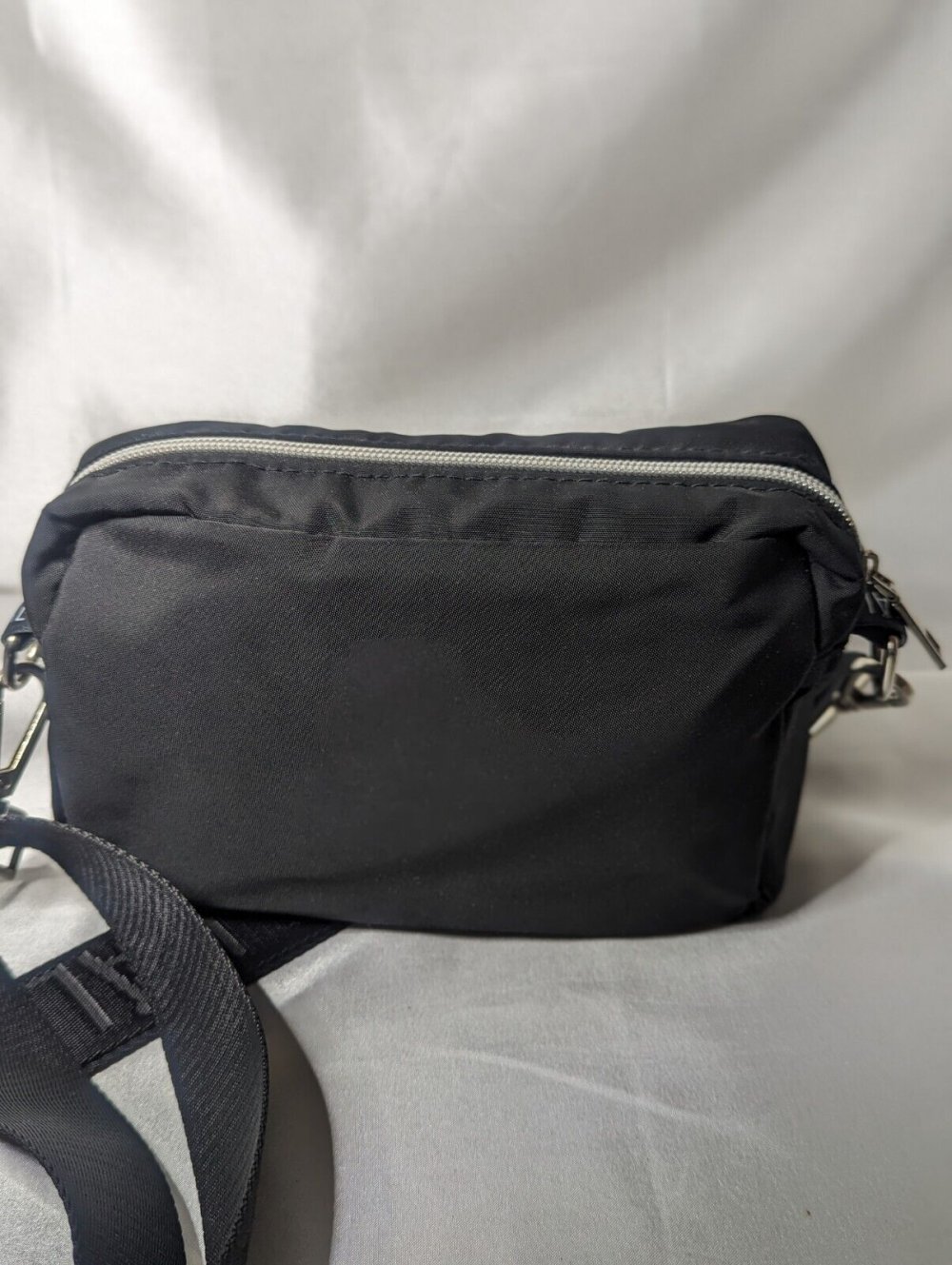KÅLK Crossbody Bag Handtasche Umhängetasche Schwarz