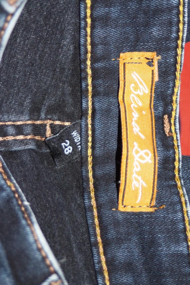 Damen-Jeans W28, Marke Blind Date