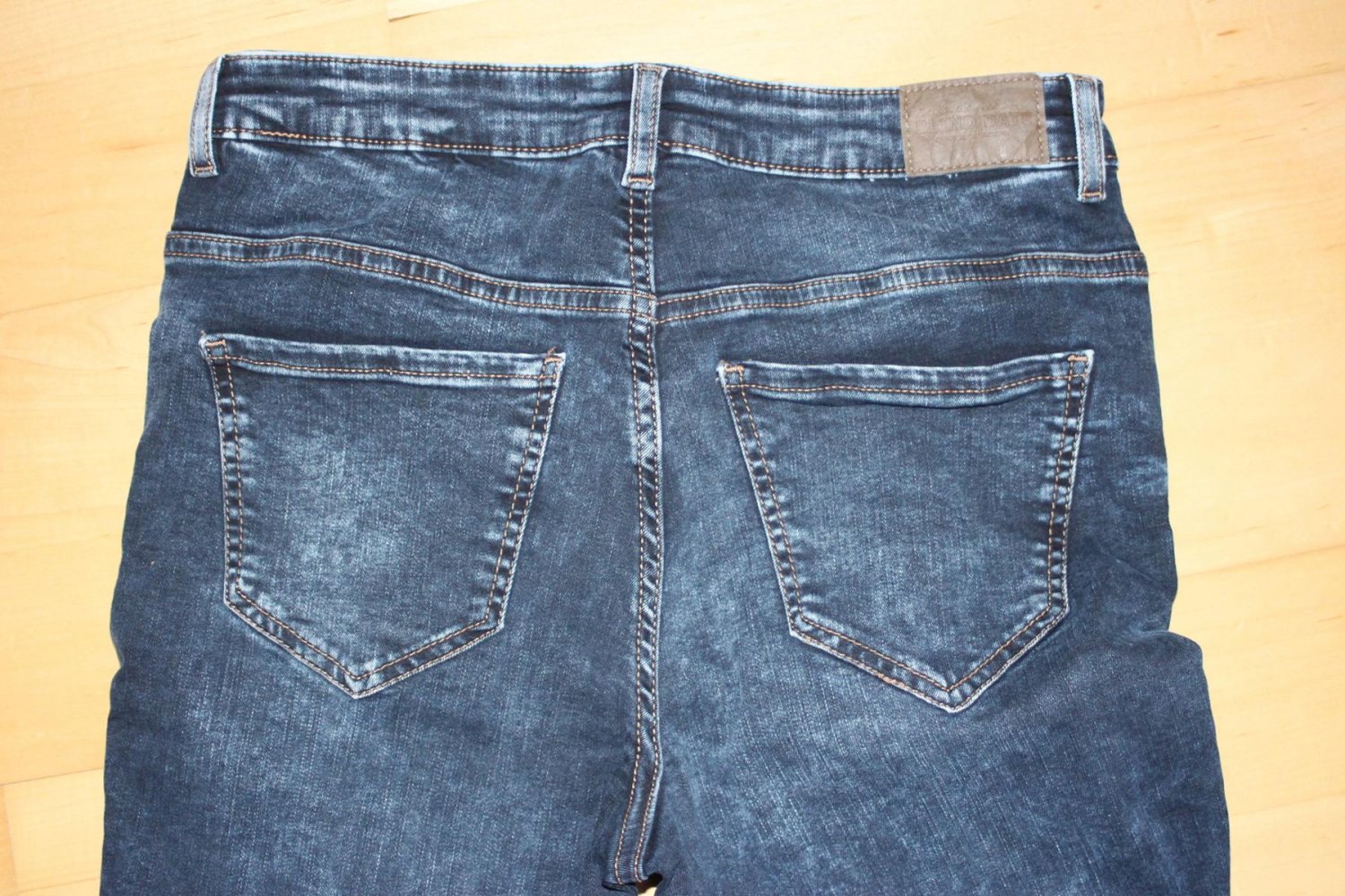 Damen-Jeans W28, Marke Blind Date