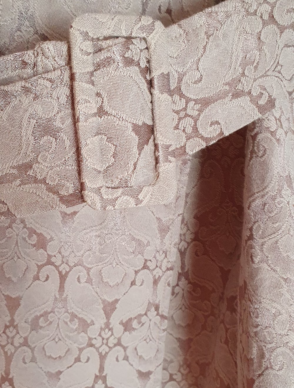 Mantel ? Apricot