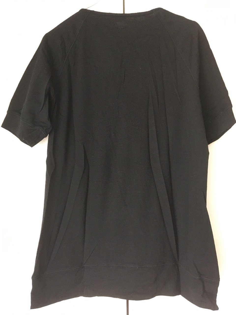 Schwarzes Merino-Shirt