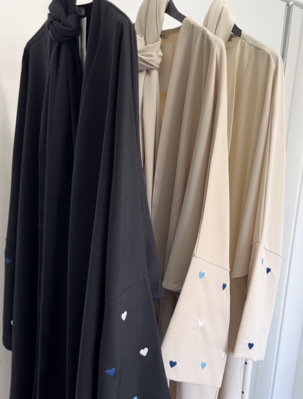 Schöne herzchen Kimono mit Schal