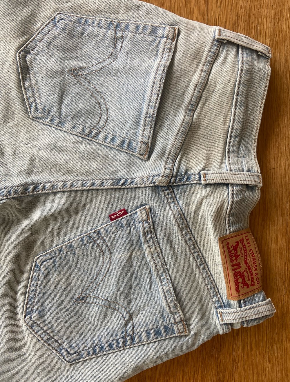 Levi’s High Waisted Mom Jeans