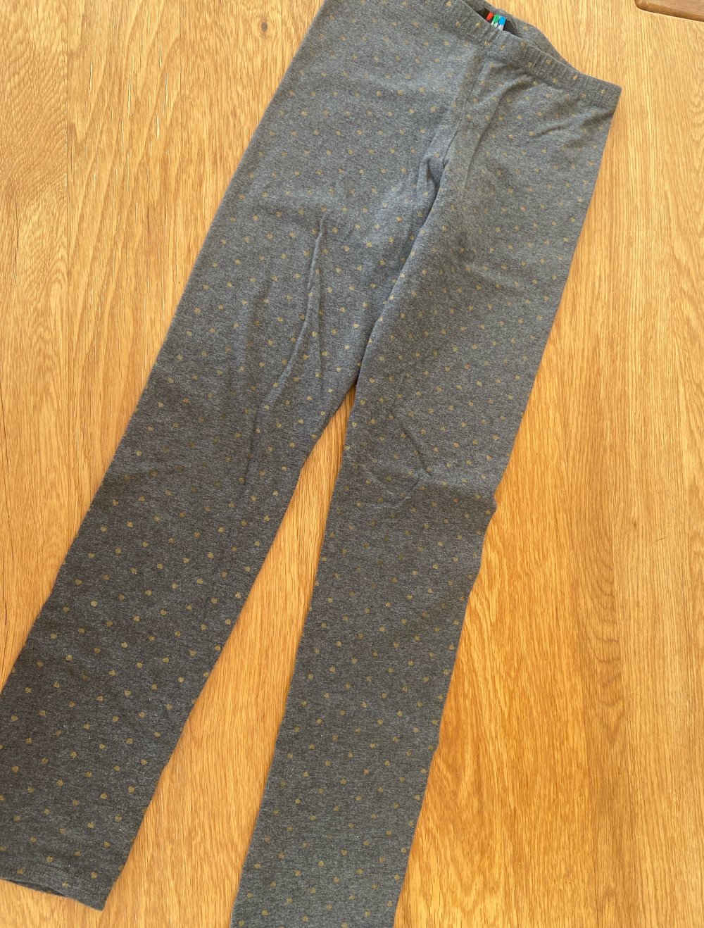 Leggins grau mit goldenen Herzchen