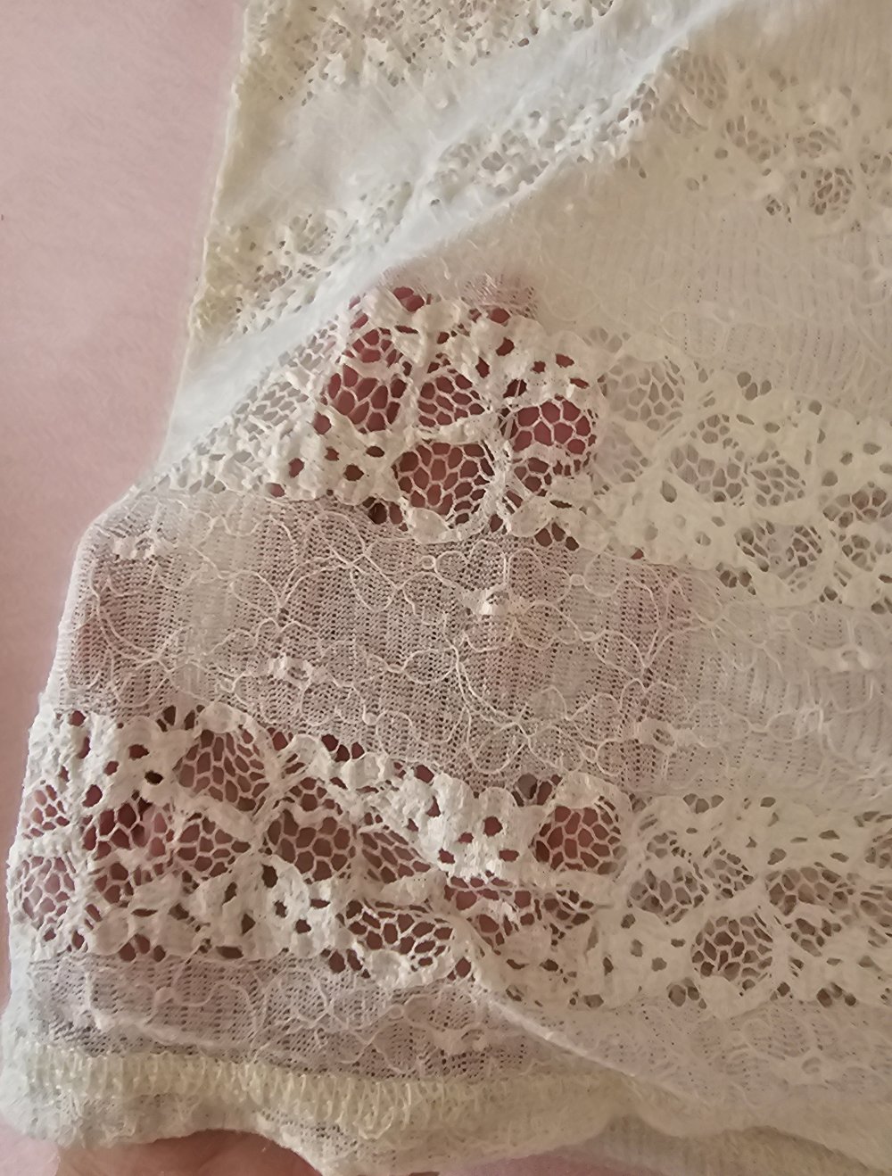 Schöne Spitzen T-Shirt in S Größe