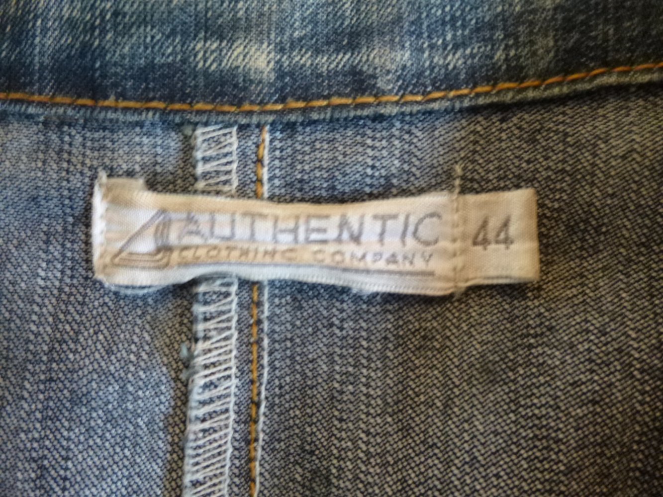  Authentic Clothing Company Jeansjacke blau mit Applikationen Gr.44 70% Baumwolle