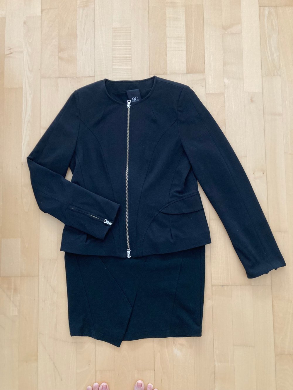 B.C: Best Connections Damen Kostüm Jacke und Rock schwarz Gr. 36